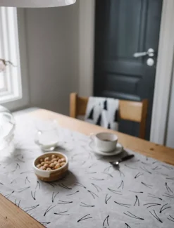 Barr – Løper 137x44cm