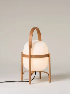 Cesta bord- / gulvlampe