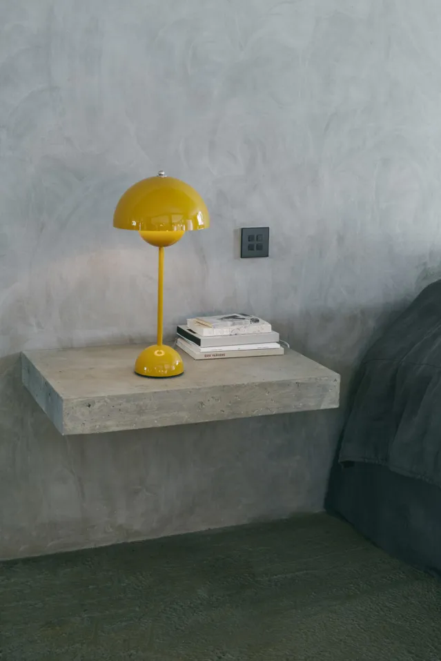 Flowerpot bordlampe VP3, mustard