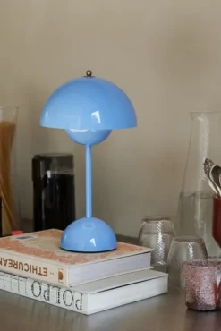 Flowerpot oppladbar bordlampe VP9, Swim Blue