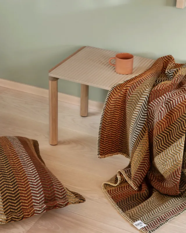 Fri pute -Stubble field