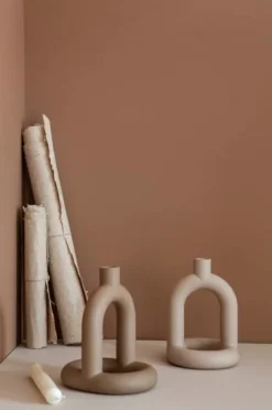 Kapp lysestake 1 – Sand