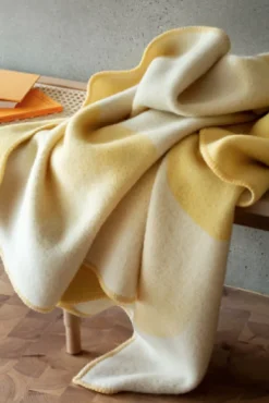 Moon – Yellow Ray – ullpledd