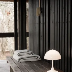 Panthella 160 Oppladbar -Opal Hvit, V3