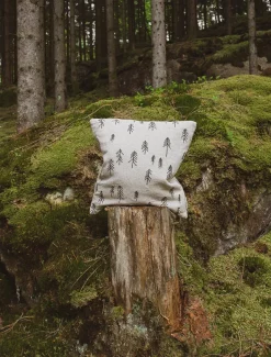 Tall – brodert putetrekk