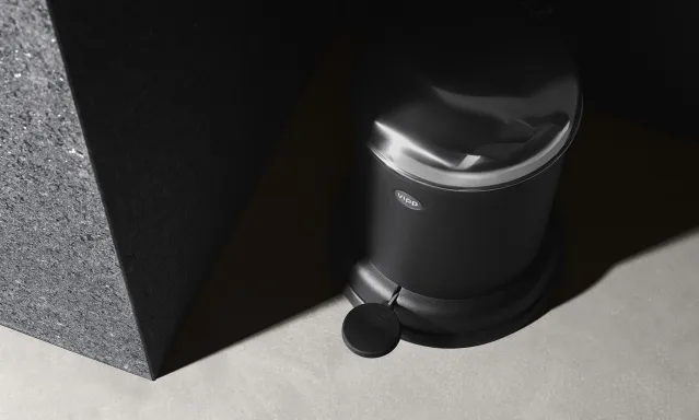 Vipp 14 Bøtte – pedalbøtte 8L, sort
