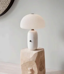 Vipp 592 Sculpture bordlampe – hvit