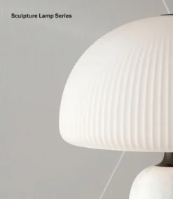 Vipp 592 Sculpture bordlampe – hvit