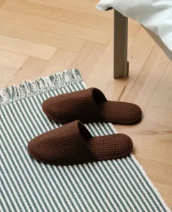 Waffle Slippers – coffee